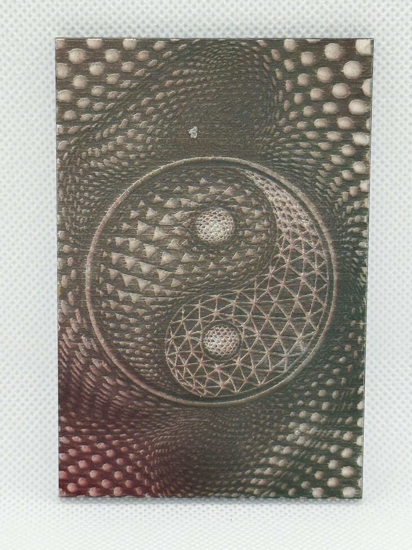 Laser-Engraved Yin Yang Illusion Magnet