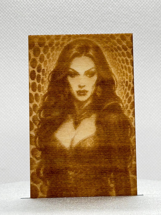 Gothic Vampire Magnet – Dark Beauty in the Shadows